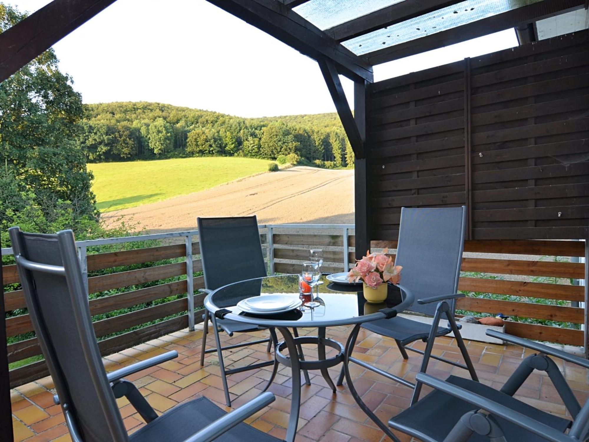 Spacious Apartment In Weser Uplands With Garden Bad Pyrmont Kültér fotó