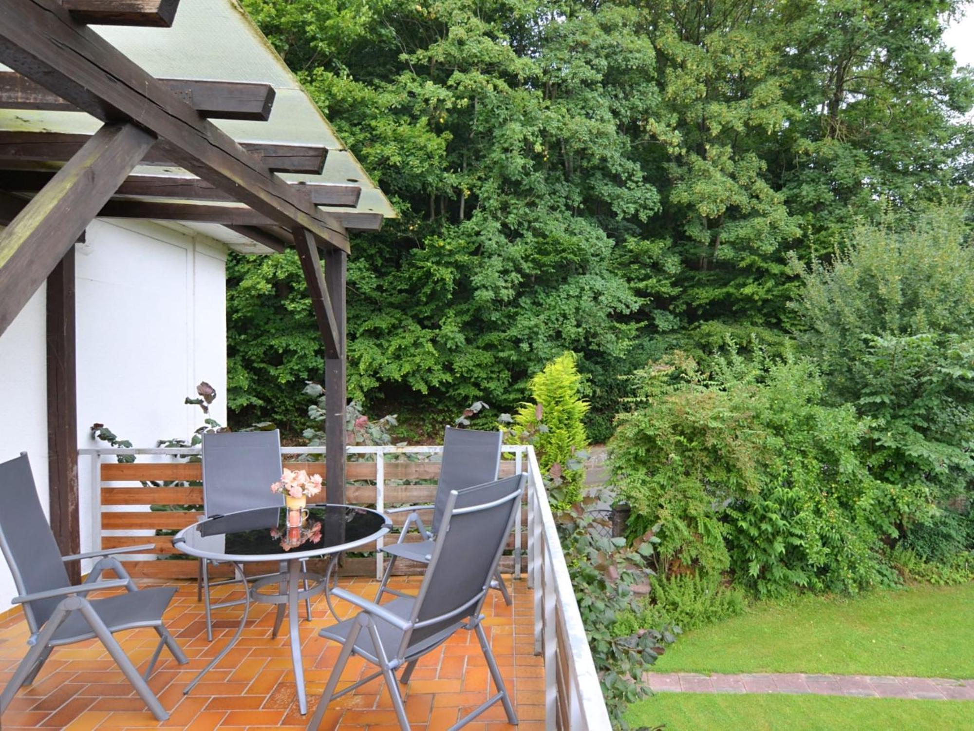 Spacious Apartment In Weser Uplands With Garden Bad Pyrmont Kültér fotó
